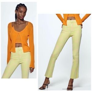 Zara 70's Retro Lime Green Mod Floral Print Flare Jeans